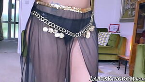 Latex MILF sucks Arab pussy after severe teasing